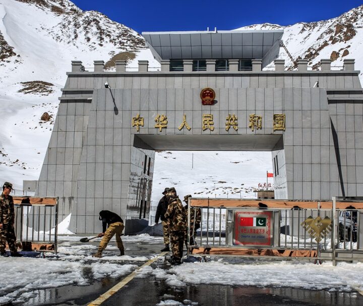 Pak-China border at Khunjerab Pass covered in snow with soldiers on duty.